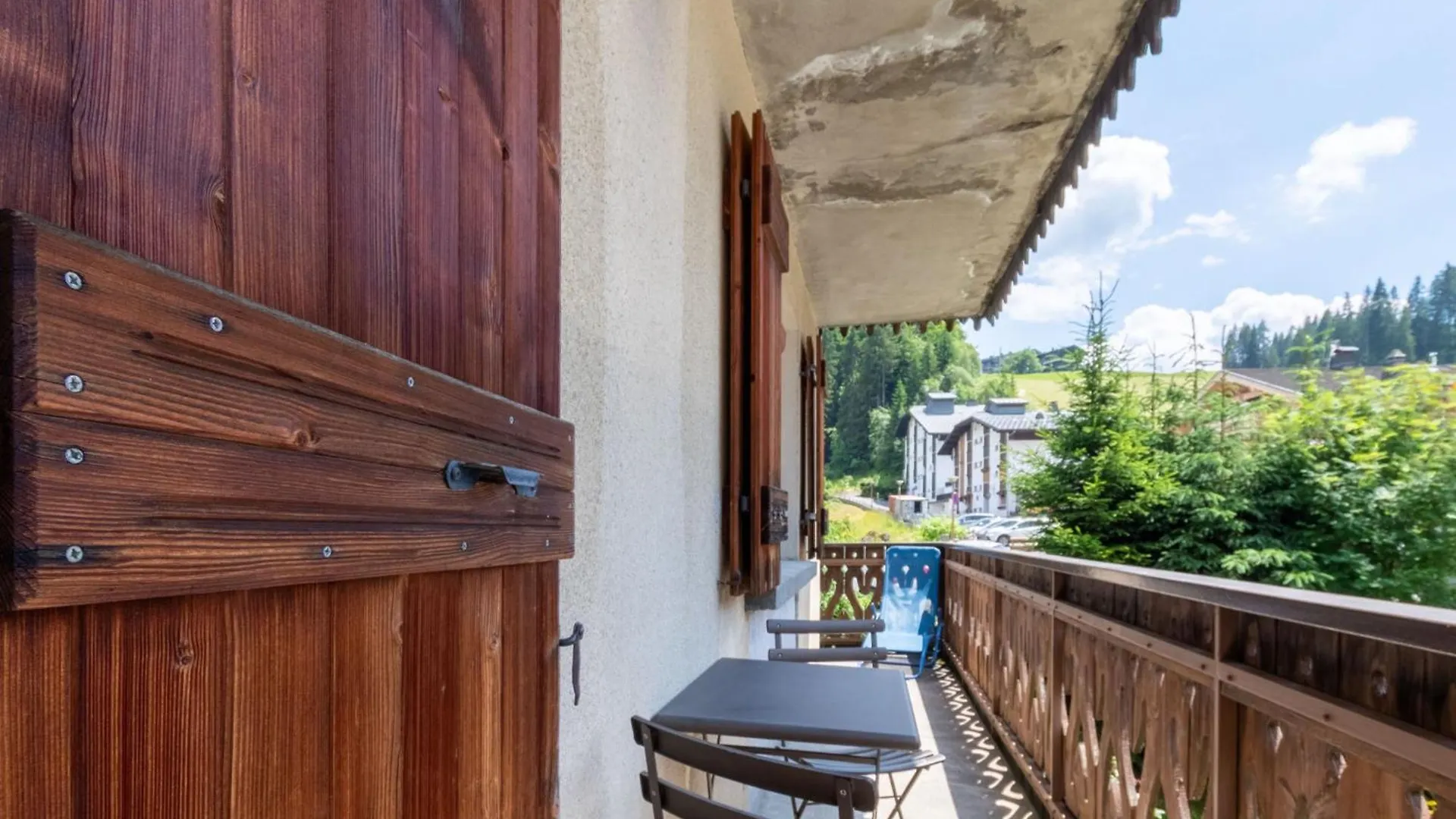Chalet Cosy Aux Gets Avec Parking Privatif - Fr-1-671-279 Les Gets